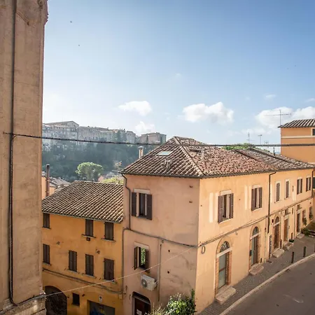 N1 - Elegante Trilocale In Centro 公寓