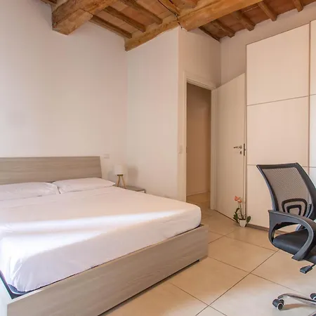 N1 - Elegante Trilocale In Centro Perugia