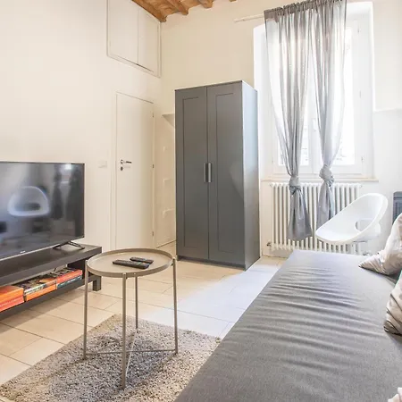N1 - Elegante Trilocale In Centro Appartamento