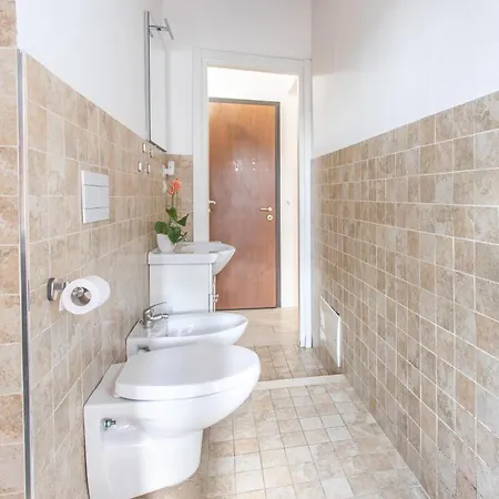 N1 - Elegante Trilocale In Centro Appartamento *