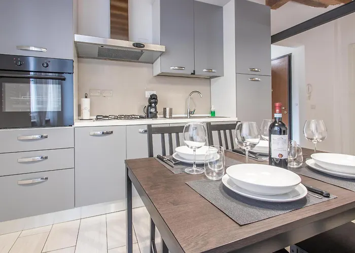 N1 - Elegante Trilocale In Centro Apartman